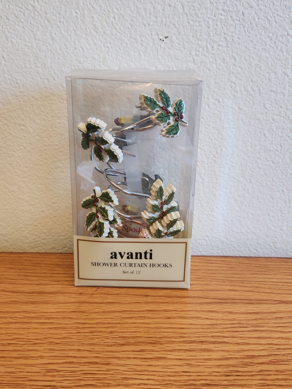 Avanti Spode Holly & Santa Shower Curtain Hooks